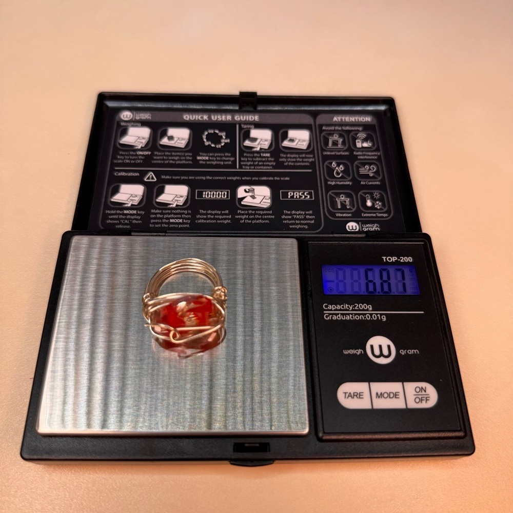 Vintage Estate Red Glass and Silver Toned Wire Ring Size 6 Lot D68 - Picture 7 of 8